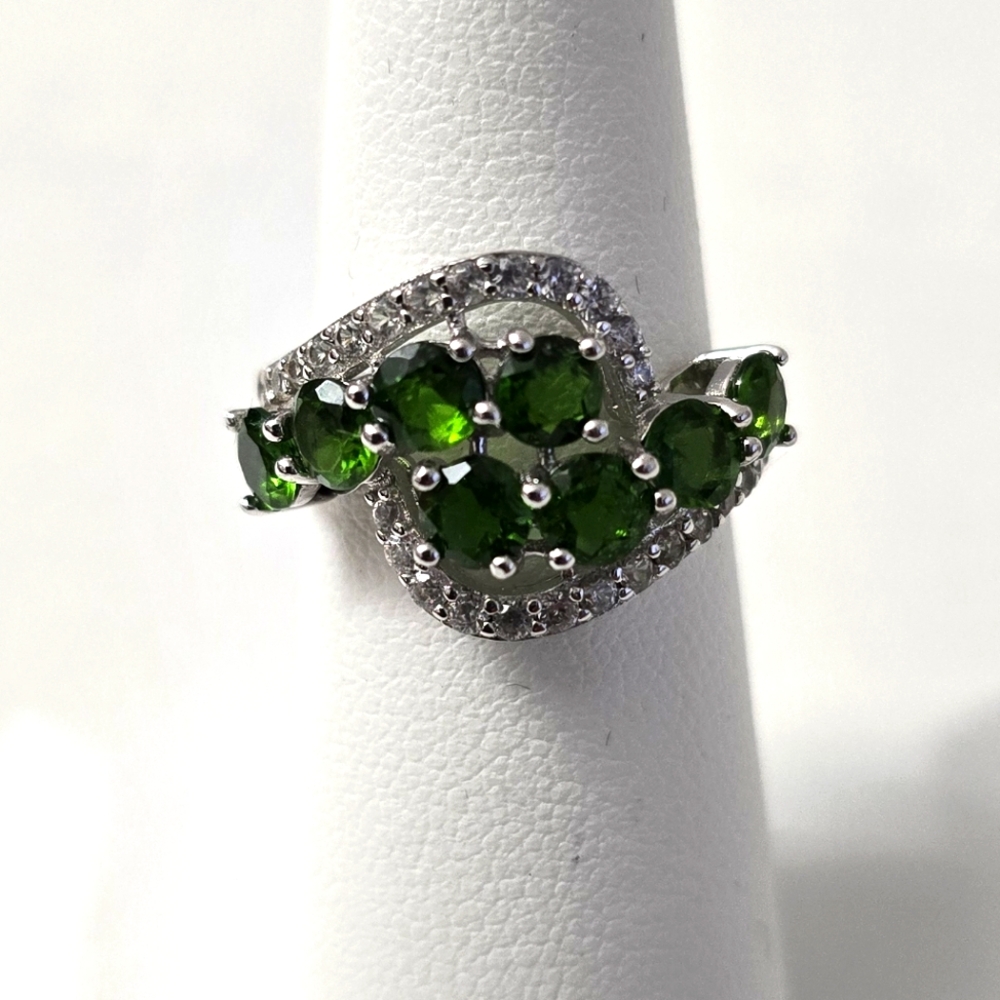 Sterling Silver 925 Emerald Wave Ring